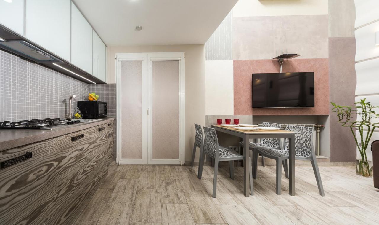 Langery Residence Central Apartments Odesa Exterior photo